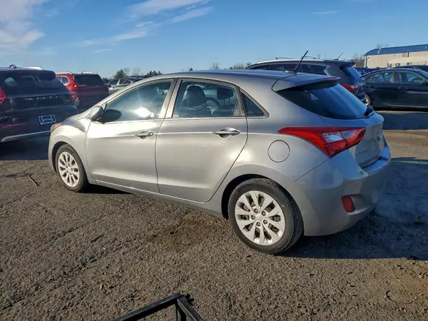 KMHD35LH1GU281361 2016 HYUNDAI ELANTRA - Image 2