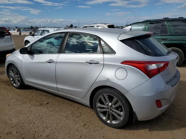 KMHD35LH1GU284292 2016 HYUNDAI ELANTRA - Image 2
