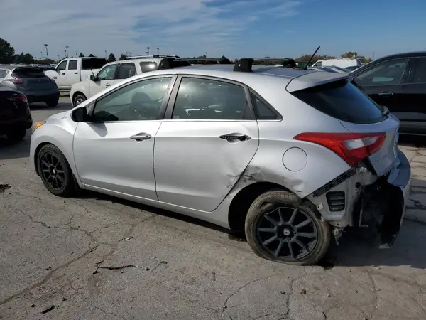 KMHD35LH1GU286284 2016 HYUNDAI ELANTRA - Image 2