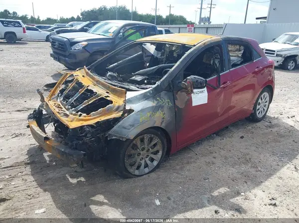KMHD35LH1GU293302 2016 HYUNDAI ELANTRA - Image 2