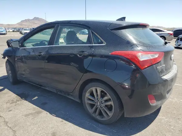 KMHD35LH1GU296961 2016 HYUNDAI ELANTRA - Image 2