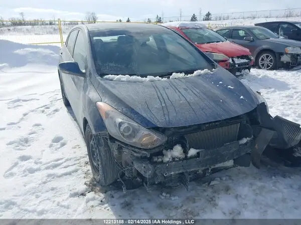 KMHD35LH1GU298385 2016 HYUNDAI ELANTRA - Image 1
