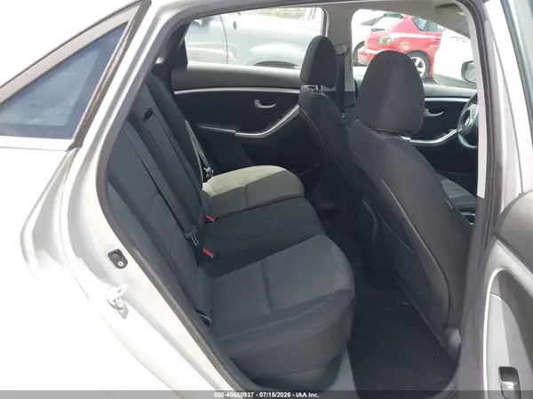 KMHD35LH1GU300233 2016 HYUNDAI ELANTRA - Image 8