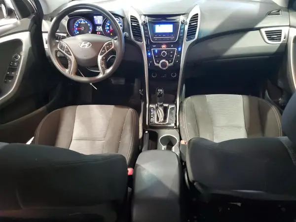 KMHD35LH1GU300619 2016 HYUNDAI ELANTRA - Image 8