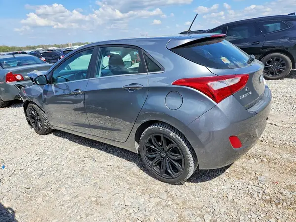 KMHD35LH1GU302595 2016 HYUNDAI ELANTRA - Image 2