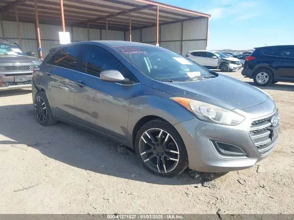 KMHD35LH1GU308378 2016 HYUNDAI ELANTRA - Image 1