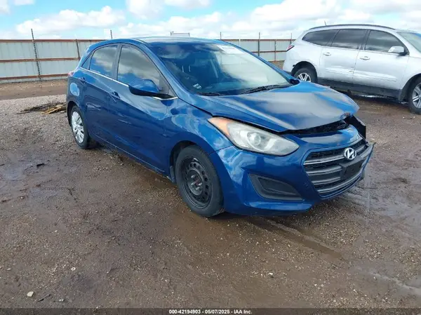 KMHD35LH1GU310115 2016 HYUNDAI ELANTRA - Image 1
