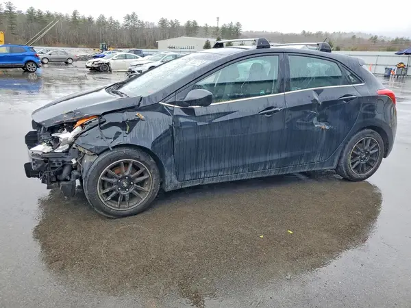 KMHD35LH1GU312799 2016 HYUNDAI ELANTRA - Image 1