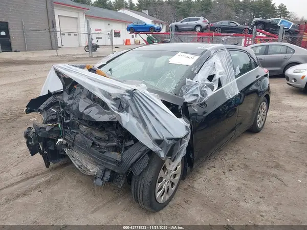 KMHD35LH1GU316612 2016 HYUNDAI ELANTRA - Image 2