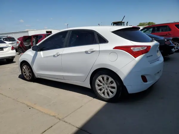 KMHD35LH1GU327352 2016 HYUNDAI ELANTRA - Image 2