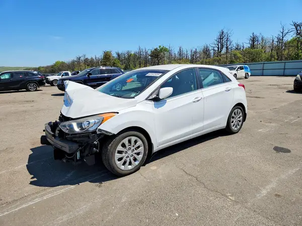 KMHD35LH1GU332163 2016 HYUNDAI ELANTRA - Image 1
