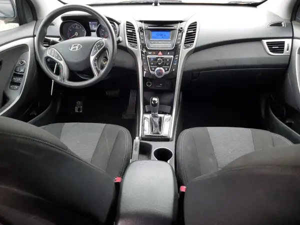 KMHD35LH1GU332826 2016 HYUNDAI ELANTRA - Image 8