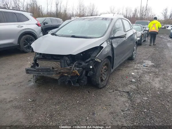 KMHD35LH1GU333863 2016 HYUNDAI ELANTRA - Image 2