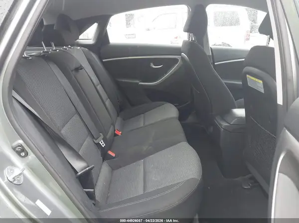 KMHD35LH1GU340750 2016 HYUNDAI ELANTRA - Image 8