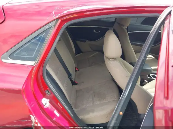 KMHD35LH1GU341722 2016 HYUNDAI ELANTRA - Image 8