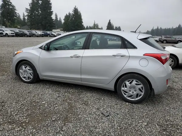KMHD35LH1HU355413 2017 HYUNDAI ELANTRA - Image 2