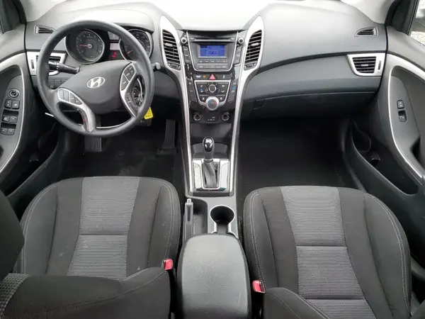 KMHD35LH1HU355413 2017 HYUNDAI ELANTRA - Image 8