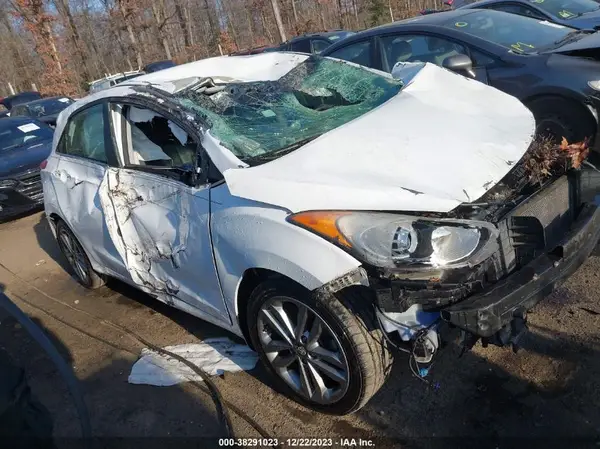 KMHD35LH1HU358893 2017 HYUNDAI ELANTRA - Image 1