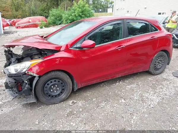 KMHD35LH1HU363608 2017 HYUNDAI ELANTRA - Image 2