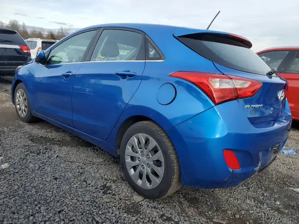 KMHD35LH1HU376911 2017 HYUNDAI ELANTRA - Image 2