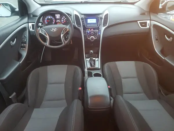KMHD35LH1HU380652 2017 HYUNDAI ELANTRA - Image 8