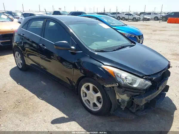 KMHD35LH1HU381705 2017 HYUNDAI ELANTRA - Image 1