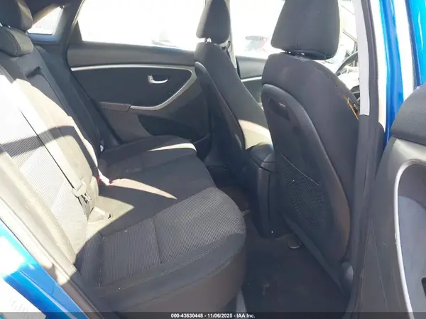 KMHD35LH1HU382353 2017 HYUNDAI ELANTRA - Image 8