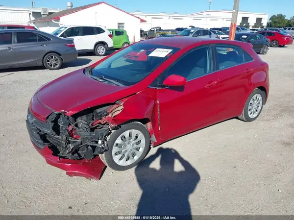 KMHD35LH1HU382501 2017 HYUNDAI ELANTRA - Image 2
