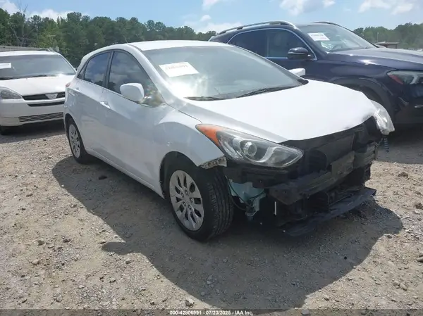 KMHD35LH1HU383289 2017 HYUNDAI ELANTRA - Image 1