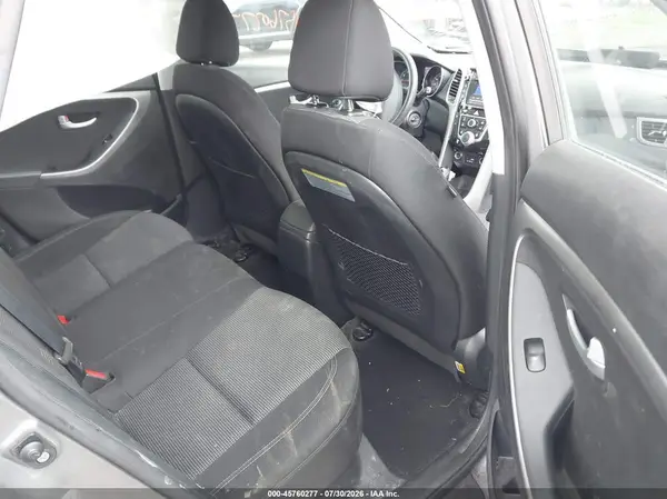 KMHD35LH1HU384636 2017 HYUNDAI ELANTRA - Image 8