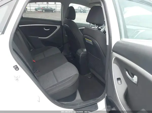 KMHD35LH2GU251897 2016 HYUNDAI ELANTRA - Image 8
