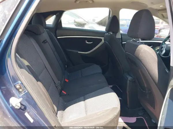 KMHD35LH2GU252970 2016 HYUNDAI ELANTRA - Image 8