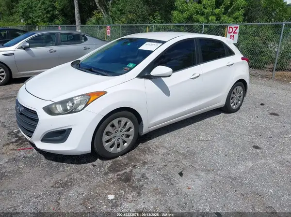 KMHD35LH2GU255691 2016 HYUNDAI ELANTRA - Image 2
