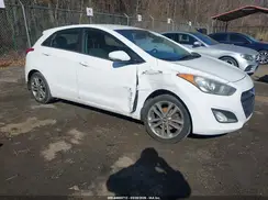 KMHD35LH2GU264830 2016 HYUNDAI ELANTRA