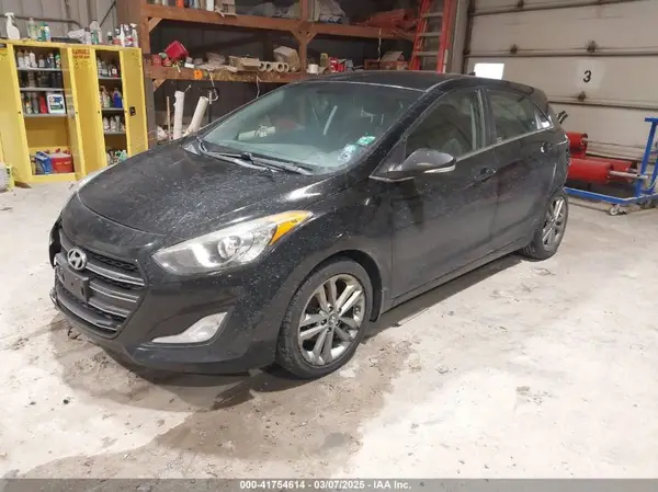 KMHD35LH2GU266352 2016 HYUNDAI ELANTRA - Image 2