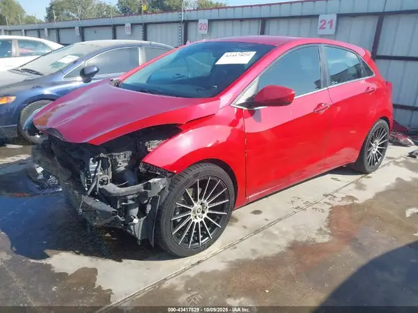 KMHD35LH2GU266464 2016 HYUNDAI ELANTRA - Image 2