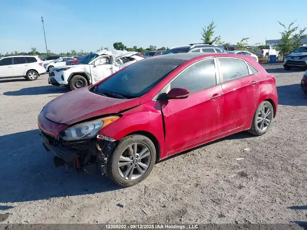KMHD35LH2GU269185 2016 HYUNDAI ELANTRA - Image 2