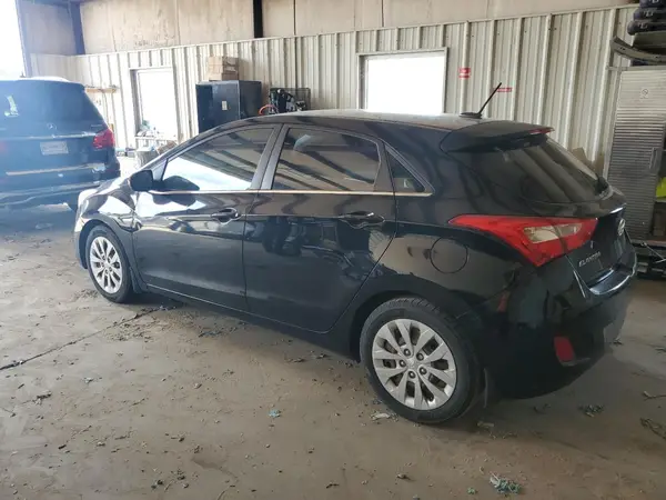 KMHD35LH2GU272460 2016 HYUNDAI ELANTRA - Image 2