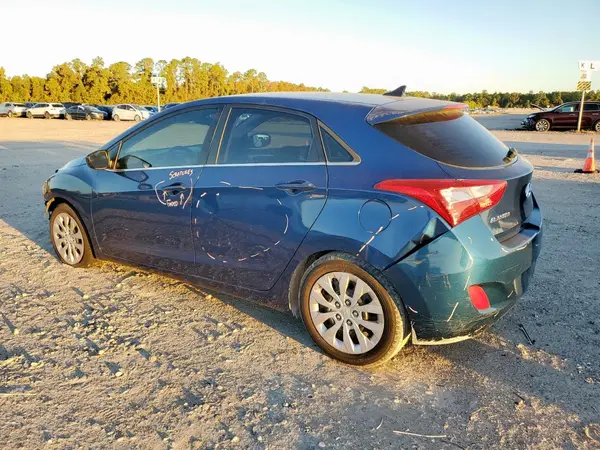 KMHD35LH2GU272958 2016 HYUNDAI ELANTRA - Image 2