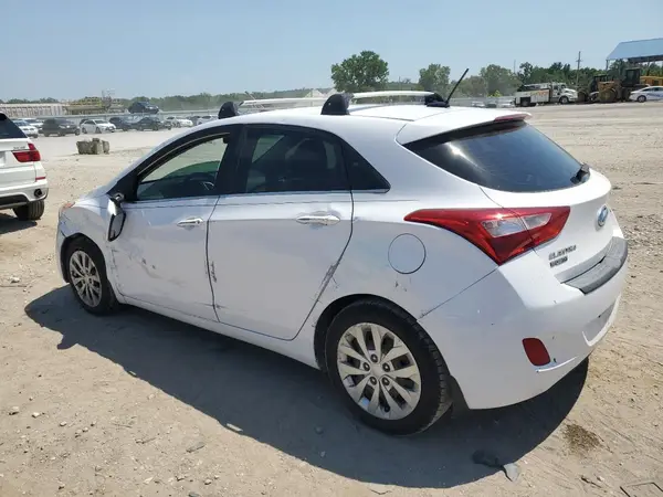 KMHD35LH2GU274757 2016 HYUNDAI ELANTRA - Image 2