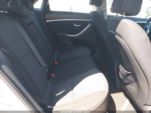 KMHD35LH2GU282504 2016 HYUNDAI ELANTRA - Image 8