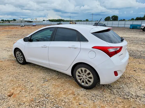 KMHD35LH2GU289484 2016 HYUNDAI ELANTRA - Image 2