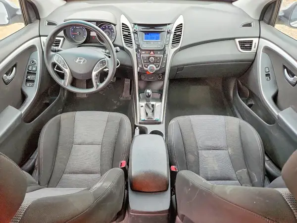 KMHD35LH2GU289484 2016 HYUNDAI ELANTRA - Image 8