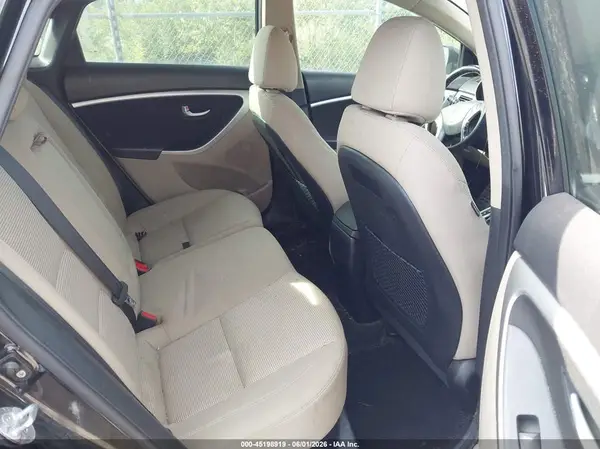 KMHD35LH2GU294281 2016 HYUNDAI ELANTRA - Image 8