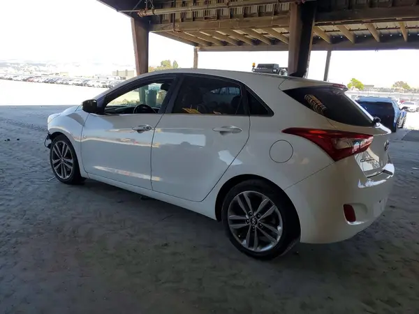 KMHD35LH2GU300497 2016 HYUNDAI ELANTRA - Image 2