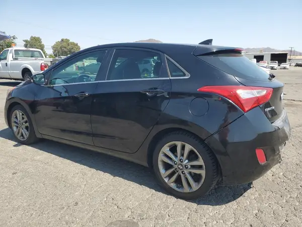 KMHD35LH2GU300595 2016 HYUNDAI ELANTRA - Image 2