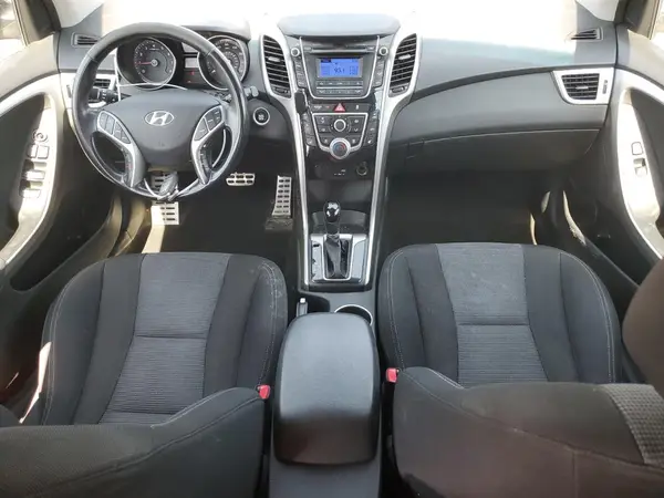 KMHD35LH2GU300595 2016 HYUNDAI ELANTRA - Image 8