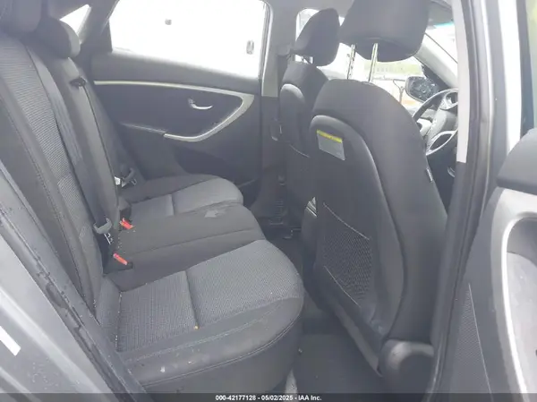 KMHD35LH2GU301973 2016 HYUNDAI ELANTRA - Image 8