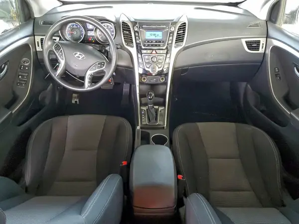 KMHD35LH2GU305246 2016 HYUNDAI ELANTRA - Image 8