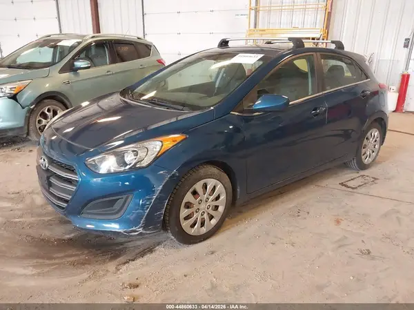 KMHD35LH2GU305408 2016 HYUNDAI ELANTRA - Image 2